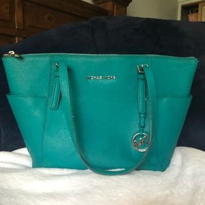 MICHAEL KORS peacock teal jet set bag